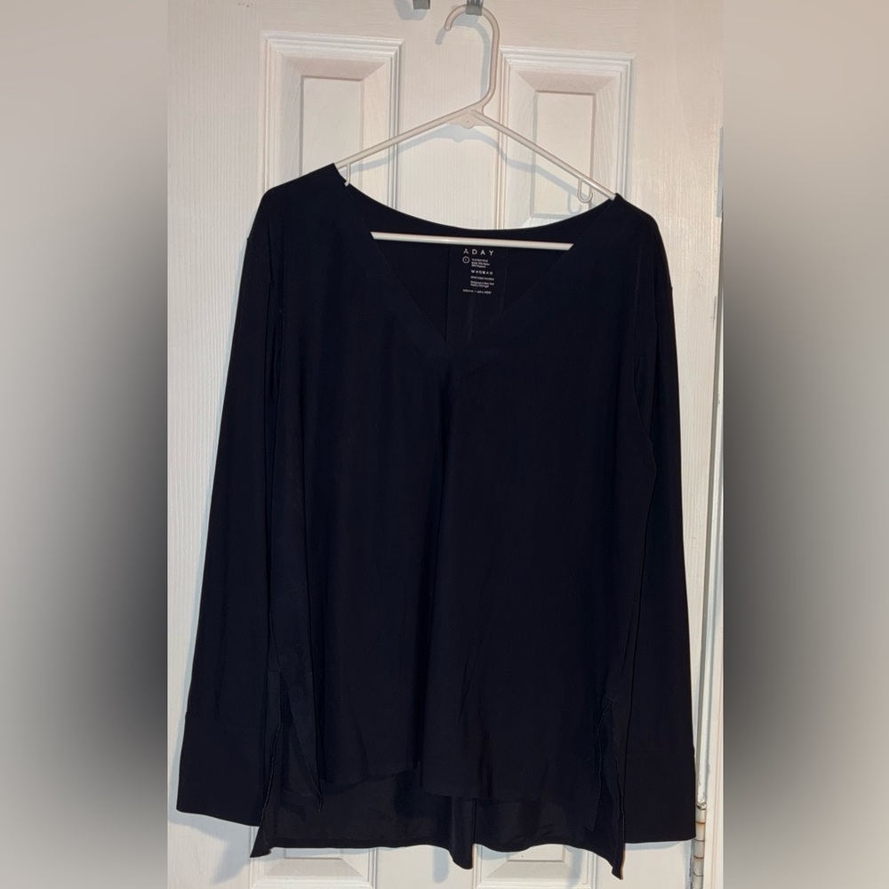 ADAY Black Long Sleeve Women's Top Something Tailored Shirt Black large